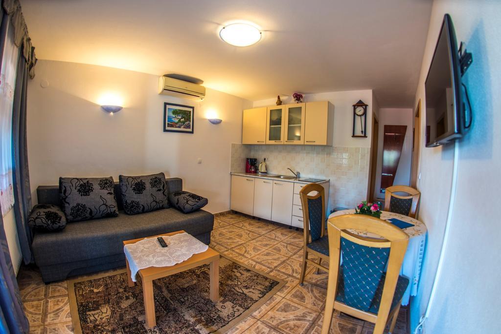 Anita 4* Pula